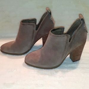 COPY - Vince Camuto (Francia) Ankle Boots